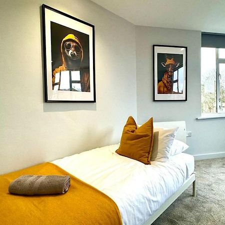 Massive 3 Bedroom - Ground Floor - Near The Beach! Борнмут Экстерьер фото